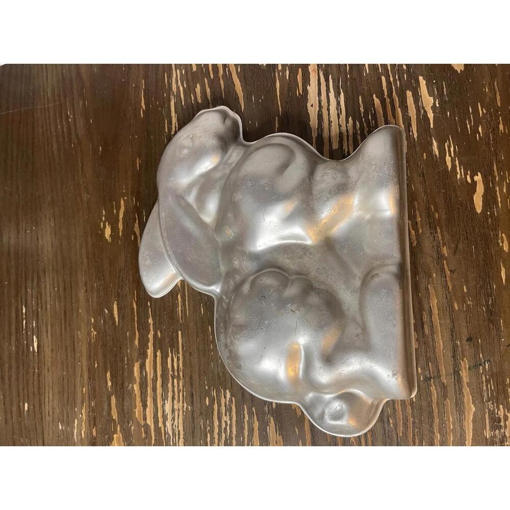Easter Bunny 3D Vintage Cake Pan